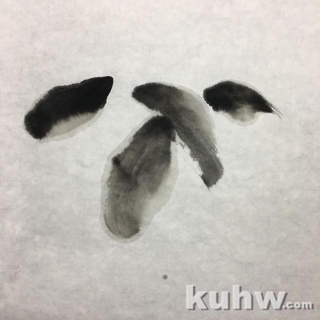 借鉴齐白石2张画，创作荔枝、牛蜂国画，10步骤图文详解