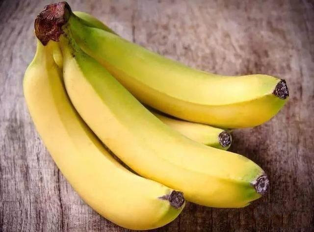 素描解刨学角度教你画一个苹果一把香蕉