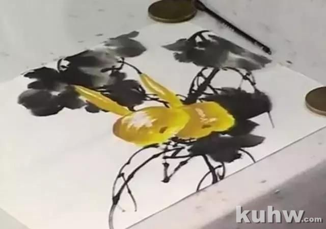 教程 | 国画里的葫芦,如何用七步画出来