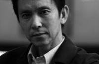 画家何家英简介