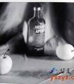 结构素描组合瓶子与苹果画法步骤